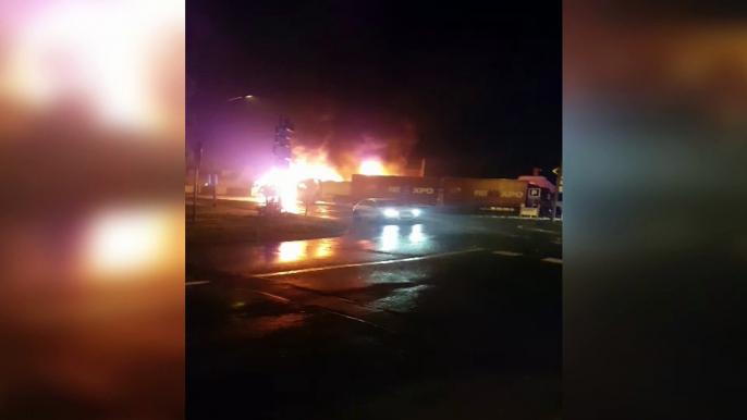 Feu de camions à Soissons