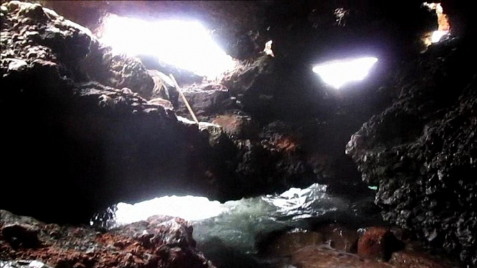 Cuevas de Hades y Caronte (Cala Mundina)