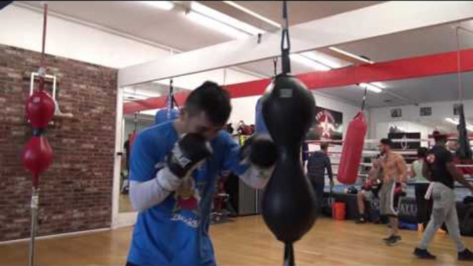 king Tug future boxing superstar 6-0 6 KOs of Mongolia EsNews Boxing