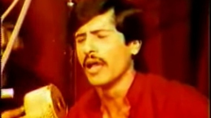 Attaullah Khan Esa Khelvi Bewafa Yoon tera (01) بے وفا یوں تیرا مسکرانا