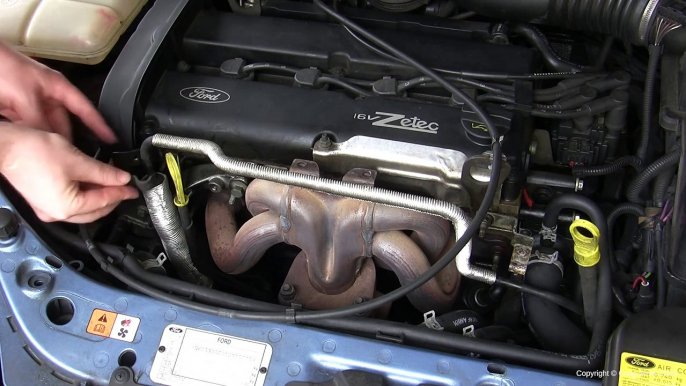 Simple how-to - lace Ford Focus PCV valve & hose, blown rocker gasket #1