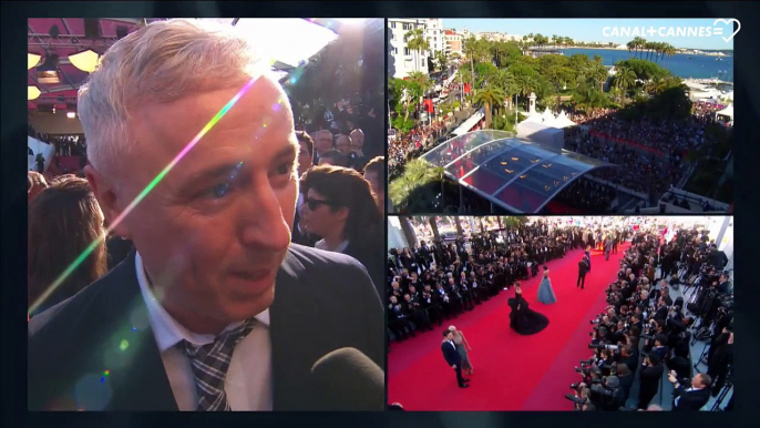 Robin Campillo "Je me laisse envahir par mes acteurs" - Montée des marches - Festival de Cannes 2017