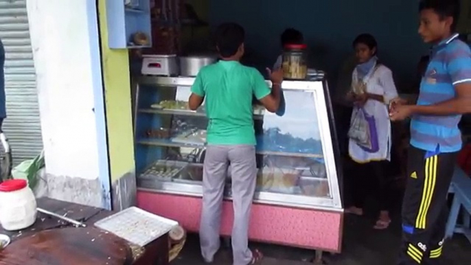 Big Paratha in India - Bengali Street Food India - Indian Street Food Kolkata