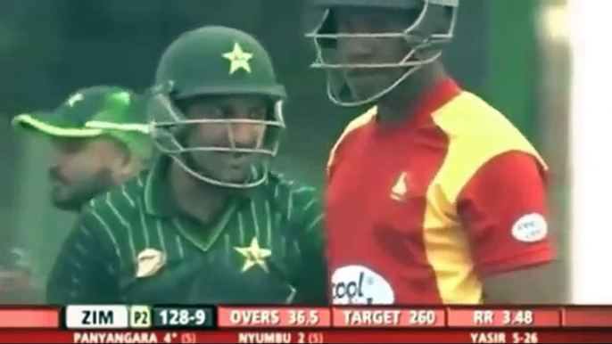 Top 15 Funny Moments Of Pakistani Cricket Player's