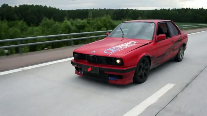 Bmw E30 Street Drifting!