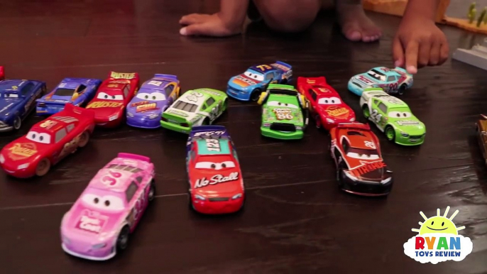 CARS 3 DISNEY PIXAR Biggest Surprise Toys Collection Opening! Lightning McQueen Car Race K