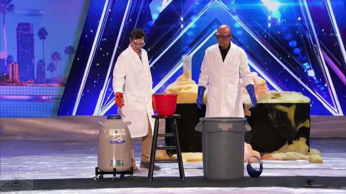 Americas Got Talent 2017 Science Guy Nick Uhas Blows Up Howie on Stage Full Audition S12E