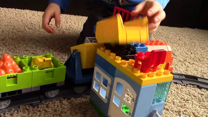 Thomas and Friends Wooden Rdfgrailway _ Thomas Train and Lego Duplo Playtime Compilation