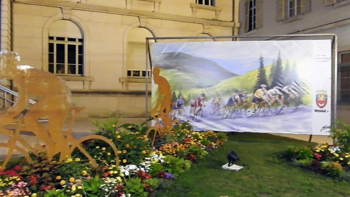 UNE TOILE XXL POUR LE TOUR DE FRANCE