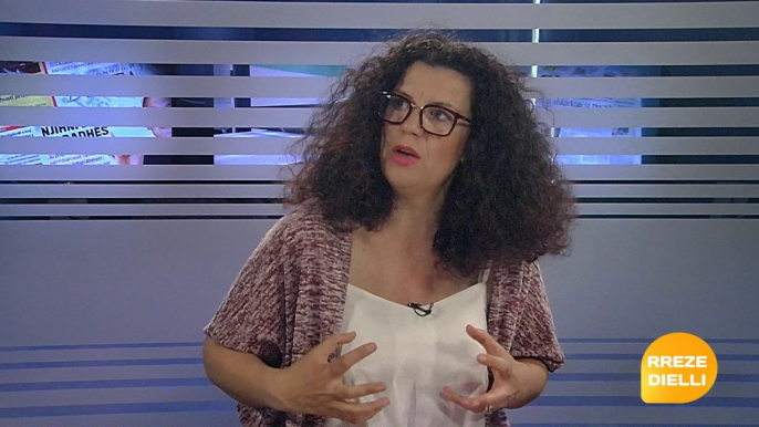 Report Tv -Rreze Dielli, E ftuar ne studio Suela Bako