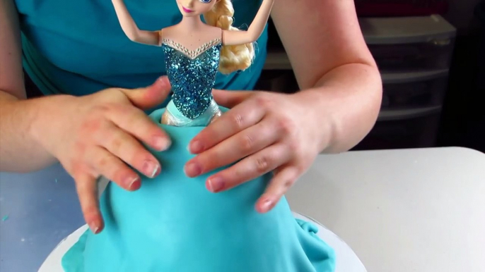 Artiste Artiste gâteau gelé Comment Glaçage de de hors hors le le le le la à Il avec 3d olaf fondant elsa