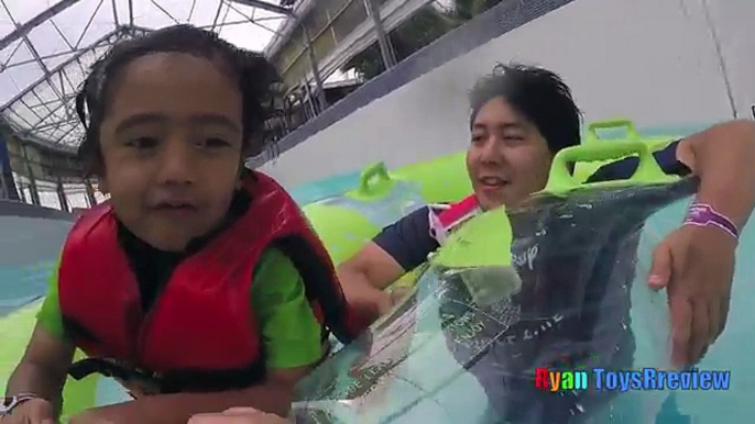 Schlitterbahn WaterPark Resorts Family Fun Amusement Waterslides for Kids Ryan ToysReview