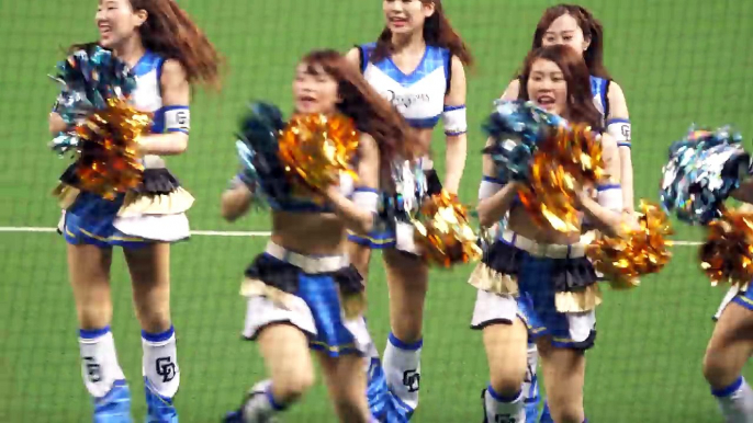 ドアラのバク転カッコよすぎ♪Japanese baseball popular mascot"Doala"acrobatics