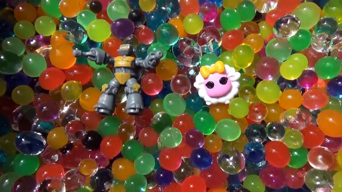 Défi jouets déballage jouets avec orbeez surprises colorées boules surpris Orbiz