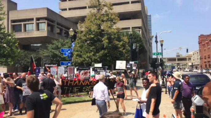 Anti-Abortion Protesters Rally Against Buffer Zone at Kentucky's Only Remaining Abortion Clinic