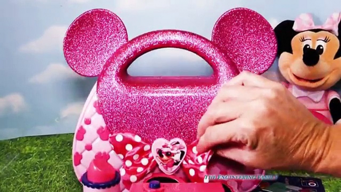 Et les cas Comparaison souris de de jouets voyager vidéo Minnie disney minnie figaro disney mickey