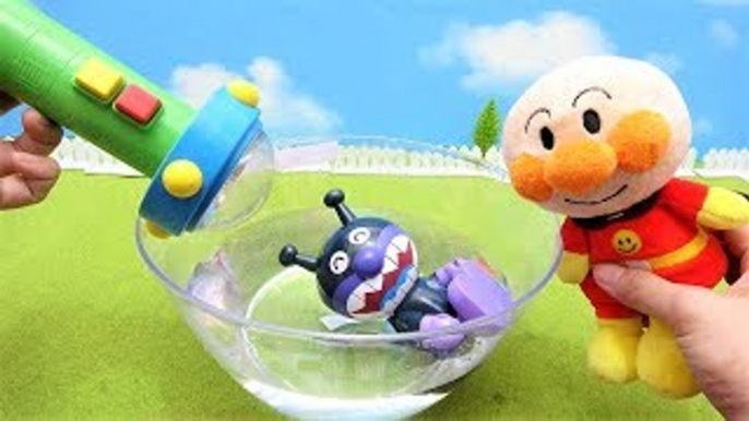 アンパンマン アニメ おもちゃ バイキンマン イタズラ ドラえもん 道具 スモールライトで小さくするよ❤ animekids アニメキッズ Anpanman Toy