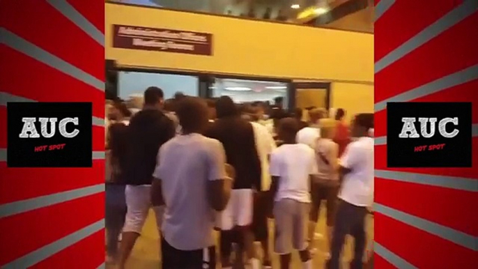 Fans Rush Doors At LaMelo Ball Zion Williamson Basketball Game After Being Denie