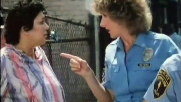Hill Street Blues S05E01 Mayo 2C Hold The Pickle