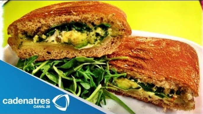 Receta de Panini de Espinacas y Aguacate / Receta de cómo preparar Panini de Espinacas y Aguacate