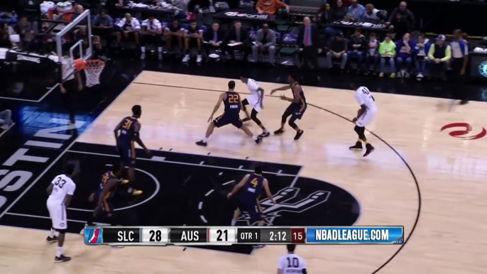 Spurs Rookie Dejounte Murray Drops 30 for Austin Spurs