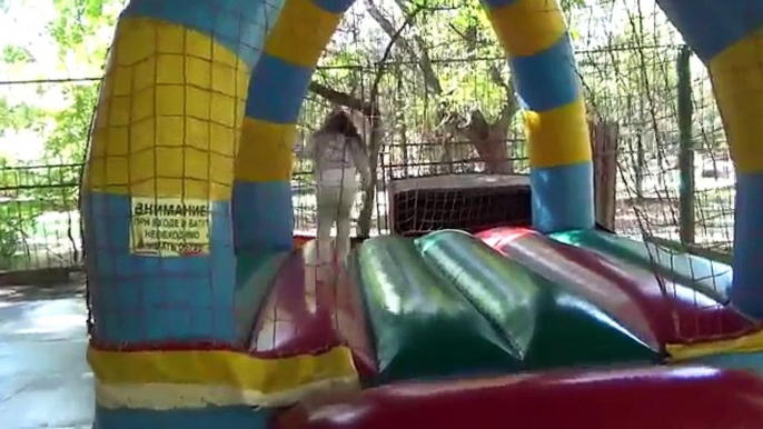 Et avec un centre de divertissement pour les enfants bébé planète glisse trampolines piscine boules cubes h