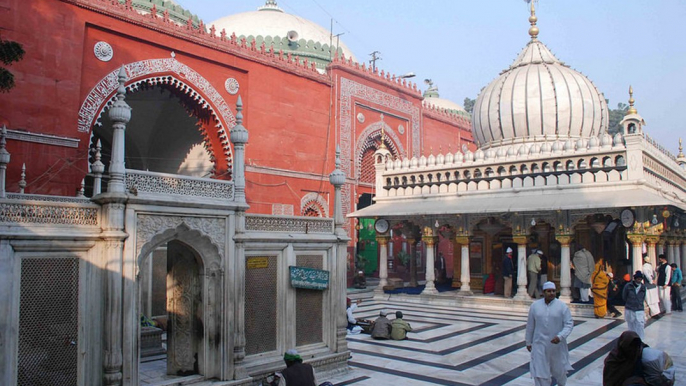 Hazrat Nizamuddin Auliya Dargah ( Hindi )