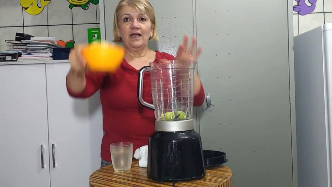 Estômago alto; barriga grande; acaba com a Receita de shake de limão e gelo e água bem gel