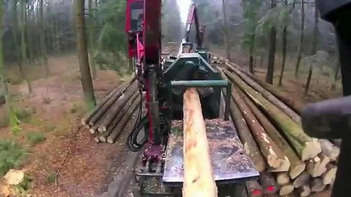 Amazing Modern Mega Machines Unusual Woodwork Sawmill Wood Timber Tractor Cleaver Saw CNC (2)