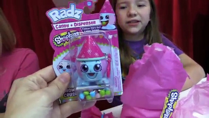 Bonbons distributeurs shopkins Radz