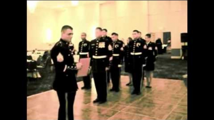 Marine Proposes To His Girlfriend