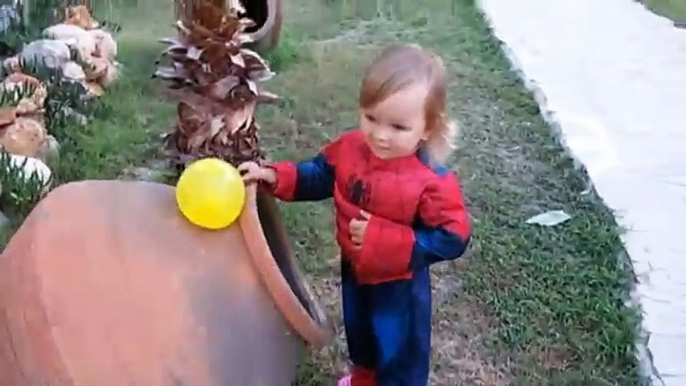 Et bébés bébé des ballons les couleurs la famille doigt pour enfants apprentissage garderie réal rimes avec s