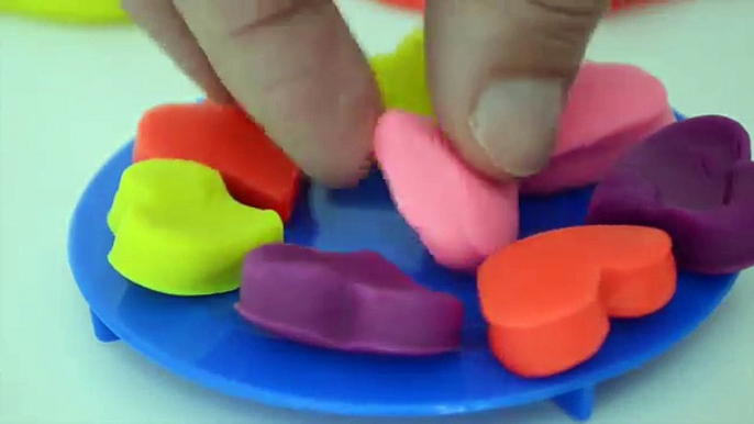 Pig George da Familia Peppa e Massinha de Modelar Play-Doh fazendo Mc`Donalds!!! Em Portug