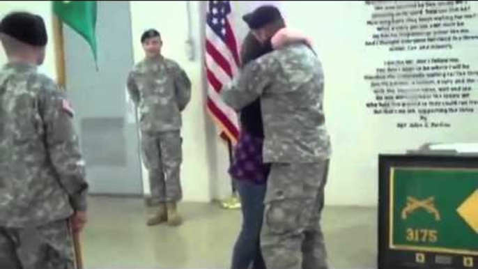 Soldier Proposes To Girlfriend
