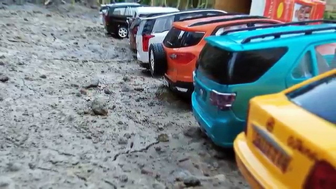 Peut peut des voitures faire mon jouets cents offroading