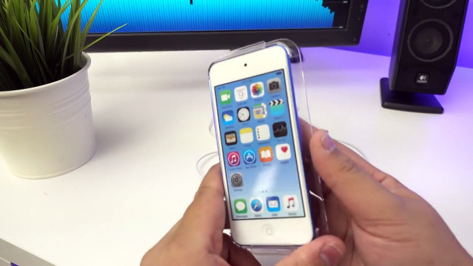 Apple iPod Touch 6th Generation: Unboxing & Hands-On (Blue)