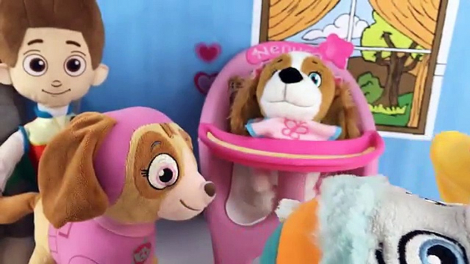 Patrulla canina juguetes español RYDER TIENE NUEVOS BEBES PAW PATROL CACHORROS GEMELOS