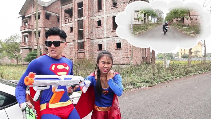 Superhero ion Spiderman & Joker Super Girl Nerf guns King Kong vs Zombie Nerf war