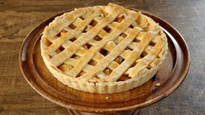 Apple Pie | Eggless Apple Pie | Best Homemade Pie Recipe | How To Make An Apple Pie | Upasana