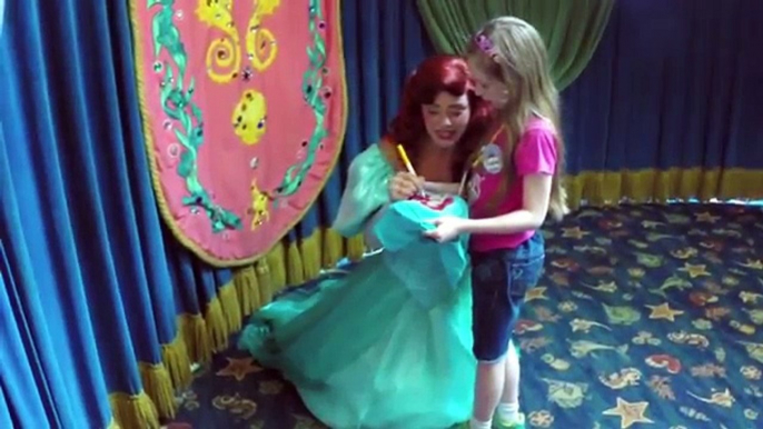 Aventure Californie complet petit sirène balade le le le le la sous-marin Ariel disneyland