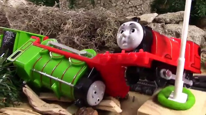 Томас и друзья несчастные случаи будет случиться игрушка поезда томас в танк двигатель Хьюго Крылатый Тхо