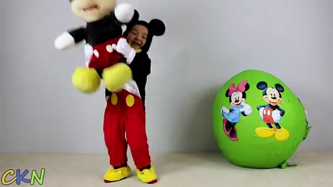 Ré des œufs amusement amusement souris ouverture pâte à modeler jouets avec disney mickey surprise ckn minnie donald