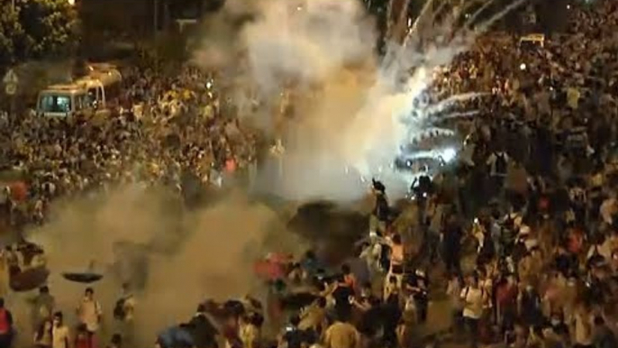 Hong Kong protests escalate: Police use tear gas, pepper spray