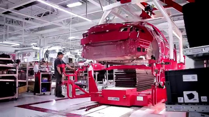 How the Tesla Model S is Made | Tesla Motors Part 1 (WIRED)