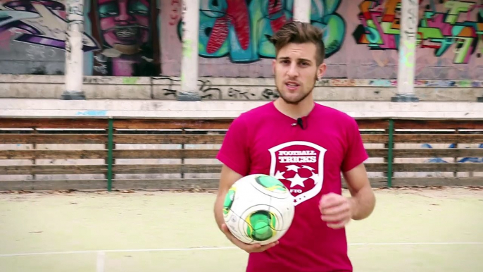 AKKA 3000 Tutorial - Trucos de Futbol Sala & jugadas de futbol Street Football Skills