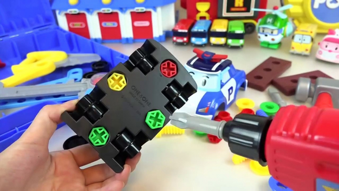 Robocar Poli and TOBOT tool and car toys garage play