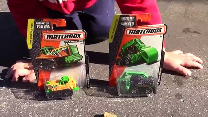 Matchbox Trucks UNBOXING: Excavator Tror Dump Trucks Grader digging play