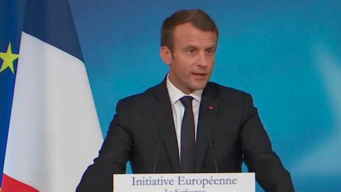 Police européenne, formation des réfugiés... les propositions de Macron sur l'immigration