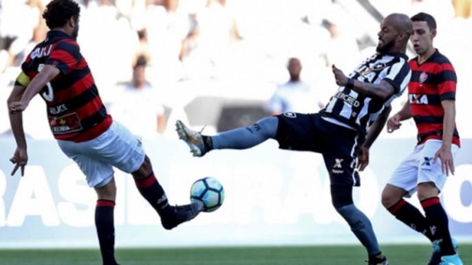 Assista aos melhores lances da derrota do Botafogo para o Vitória