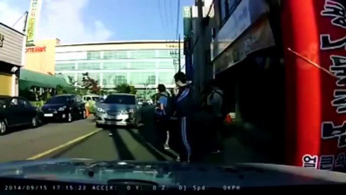 [블랙박스] 한국의 충격적인 블랙박스 사고영상 모음집 1탄! (Dash cam and Traffic crush)